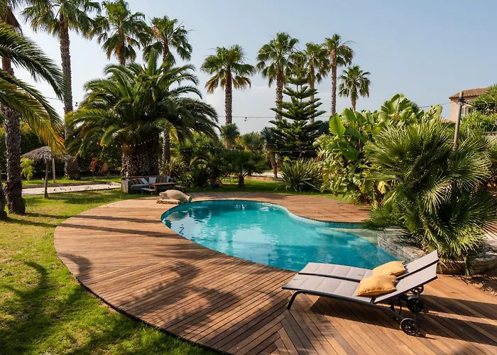 4 Piscine Quatre Murs Et Un Toit * Єр