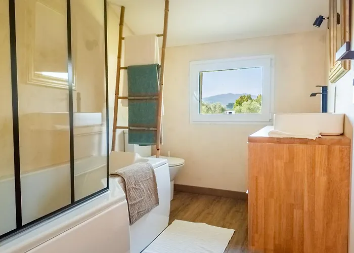 4 Piscine Quatre Murs Et Un Toit Будинок відпочинку Єр