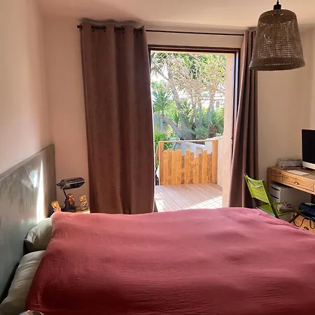 Maison Exotique Avec Piscine - Quatre Murs Et Un Toit Holiday home *