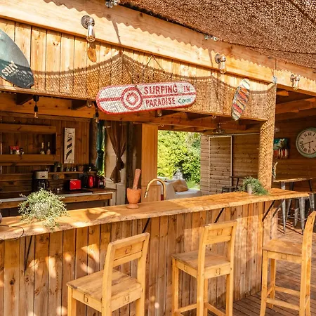 Casa vacanze 4 Piscine Quatre Murs Et Un Toit *