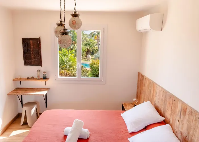 Casa vacanze 4 Piscine Quatre Murs Et Un Toit *