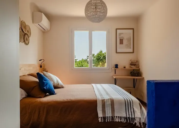 Casa vacanze 4 Piscine Quatre Murs Et Un Toit Hyères